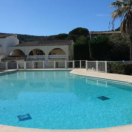Beautiful House With Pool And Terrace In Gassin
